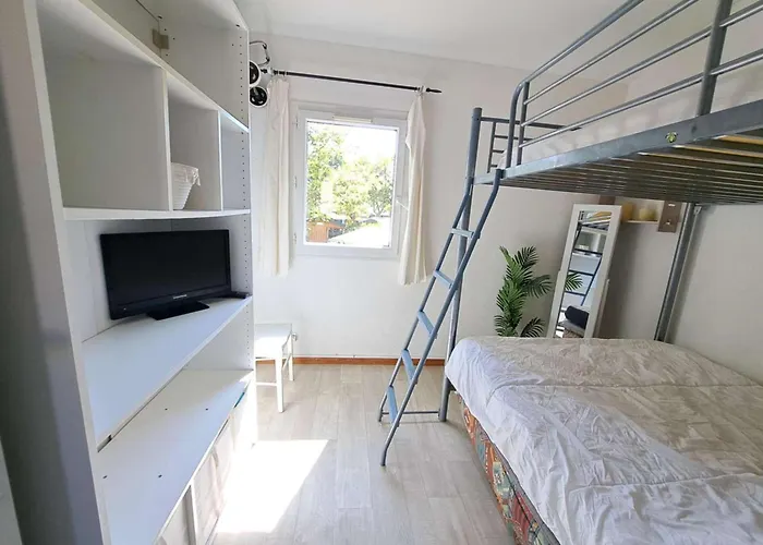 Maison Mitoyenne Climatisee 7 Pers. Avec Piscine Et Parking A Marseillan-plage - Fr-1-326-848 Appartement *