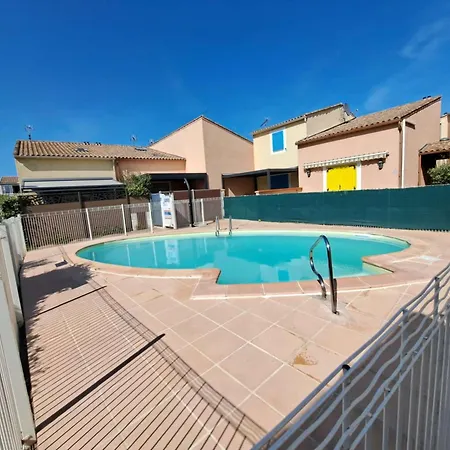 Maison Mitoyenne Climatisee 7 Pers. Avec Piscine Et Parking A Marseillan-plage - Fr-1-326-848 *