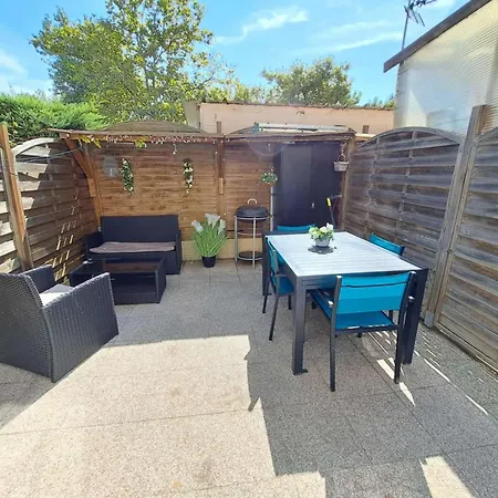 Maison Mitoyenne Climatisee 7 Pers. Avec Piscine Et Parking A Marseillan-plage - Fr-1-326-848 Apartament
